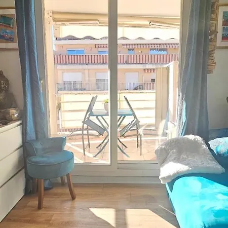 Apartment T2 Cozy & Air-conditioned, Close To Amenities
