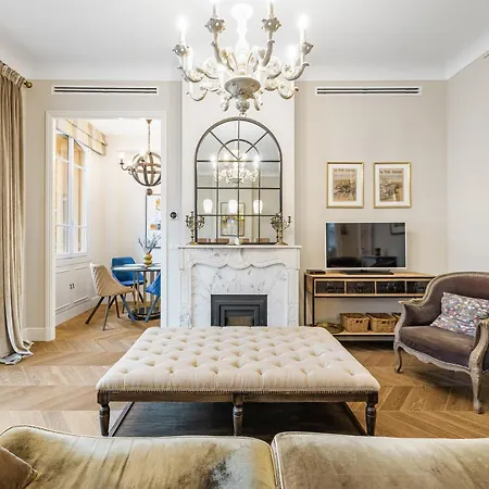 Renting - - Haussmann Luxury Sea Balcony Free Parking Apartment