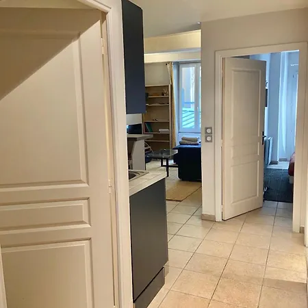 Apartment Cozy 50 M2 - Balcony & Air Conditioning! Heart Of Old