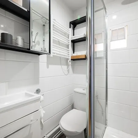 Les Palmiers, Quiet And Air-conditioned Apartment