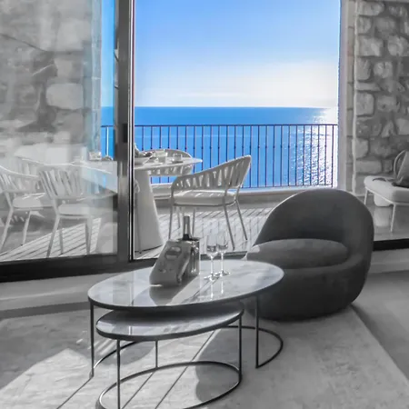 #22 Staywiz Us - Duplex Panoramic Sea View 2bdr, Ac, Swimpool, Parking, Petanque Apartment *