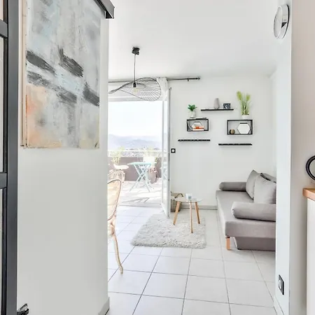Heidi Braesch Apartment