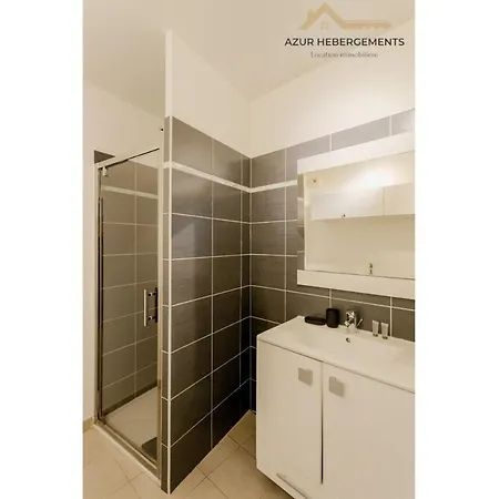 Michelet 2 Pieces Proche Centre Apartment