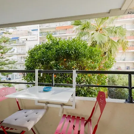 Michelet 2 Pieces Proche Centre Apartment