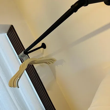 Romantique Avec Jacuzzi Privé - Aperçu - Terrasse - Parking Gratuit *