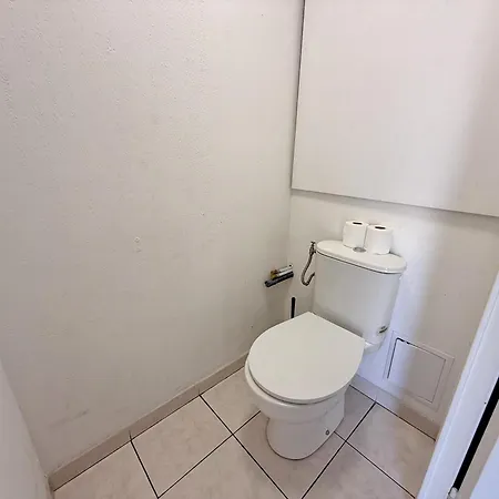 4-person - Air Conditioning And Pool Apartment Nice