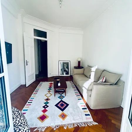 Appartement 2p De Charme Proche Gare Et Hyper Centre *