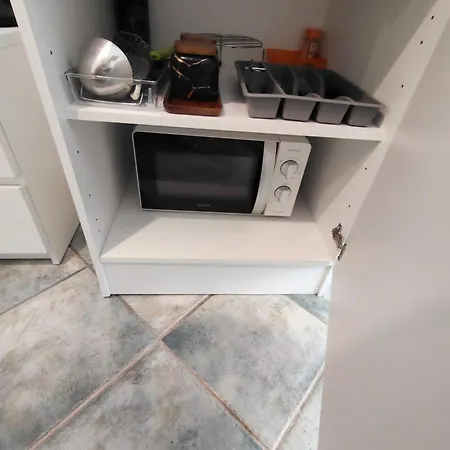 Deja Vu Apartment