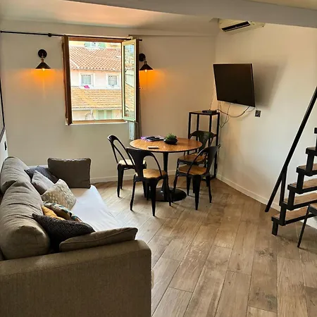 Magnifique 2p Vieux Ac-wifi Apartment