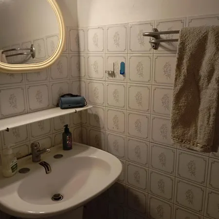 39 Barberis Apartment