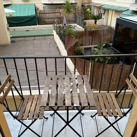 Appartement Avec Balcon *