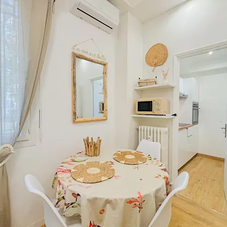 Cherie In Appartement *