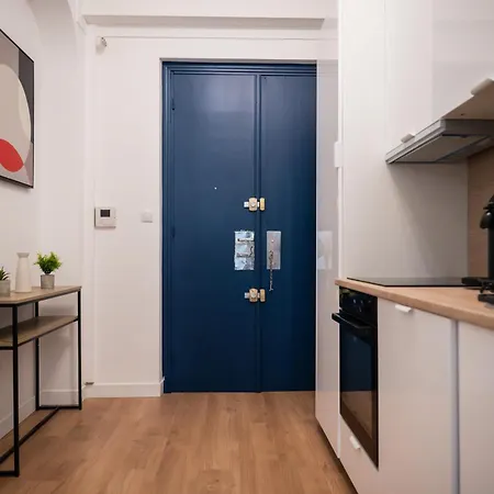 Apartment Appartement-suite Neuf - 2 - 1 Min