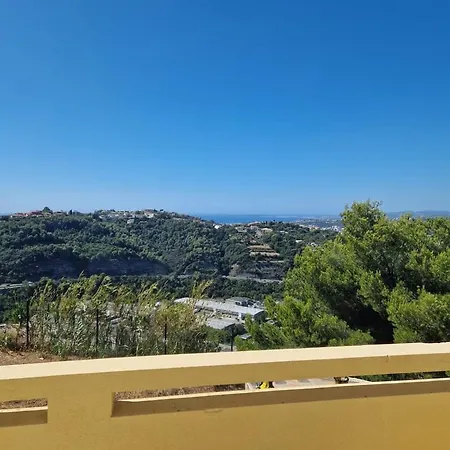 Moderne Avec Piscine Vue A Bellet Nice