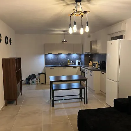 Apartment 50m2 - Furnished - 1 Bedroom - Terrace - Parking - Tram 5 Min Nice