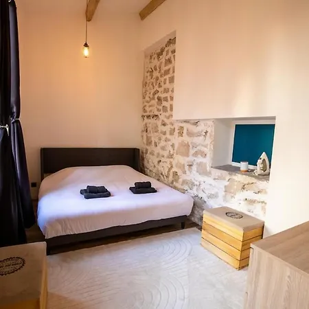 Dolce Clemenceau - Center 4 People Nice