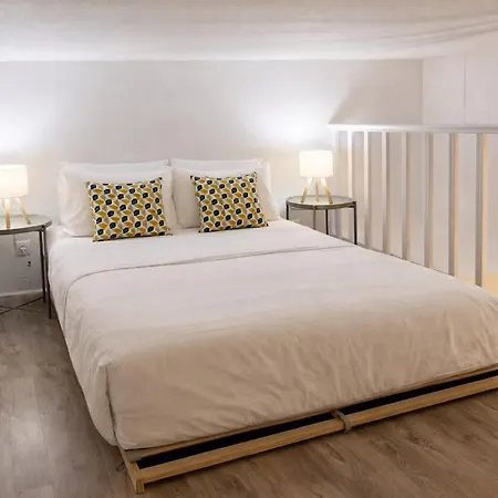 Deluxe Studio, Renove, Au Coeur Du Centre-ville, Centre Apartment Nice