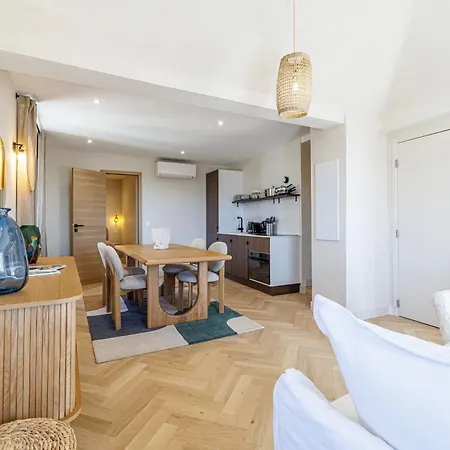 62 Carnot Lot 7 - Duplex Atypique- Climatise - 2 Appartement