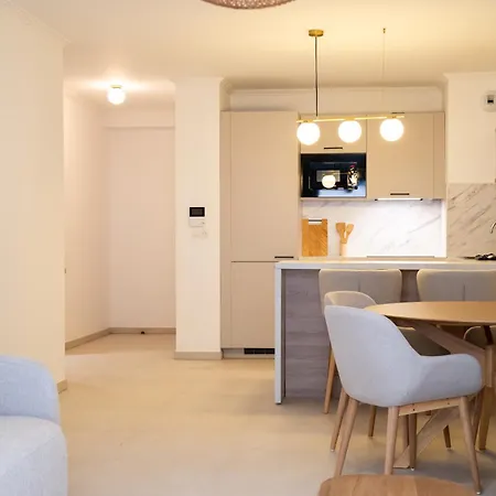 Apartment T3 Neuve Centre-ville 6 Couchages *