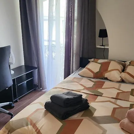 2-room Off The Apartment *