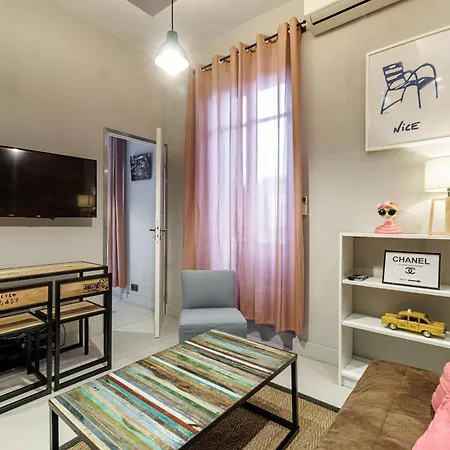 Charming 1 Bdr Downtown Appartement
