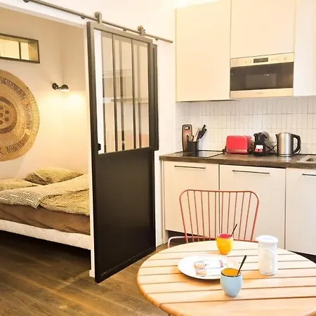 Appartement Grand Cosy Au Cœur Du Vieux-nice