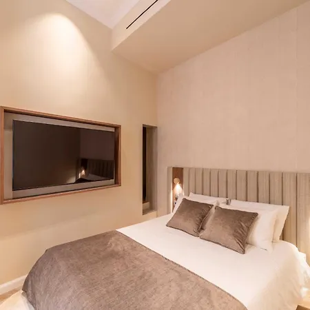Appartement 2bdr 6p A C - Heart Of - *
