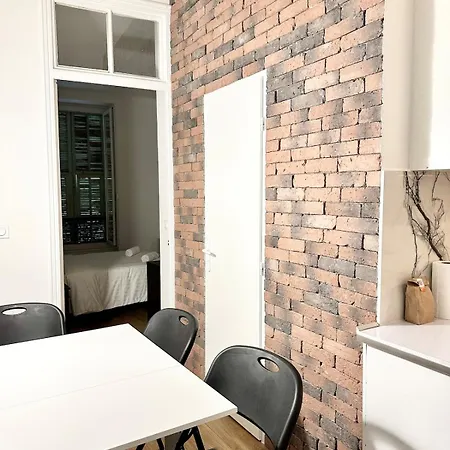 Apartment Location Of Nice, Le Port, Charming Flat 4 Nice