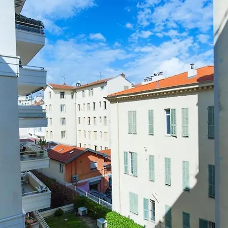 Modern & Apartment