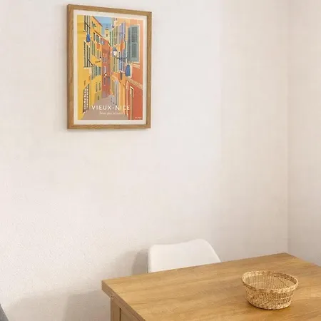 Apartment Deluxe Studio, Charmant&renove, Au Coeur De La Ville, Centre