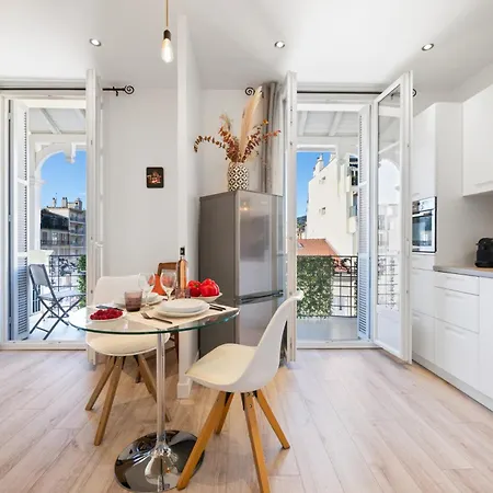 Belazur - L'art De Vivre Au Cœur De Appartement