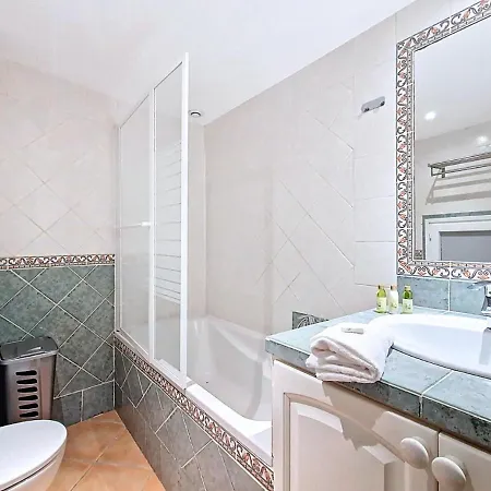 Apartment Nestor&jeeves - L Escale - Old Town *