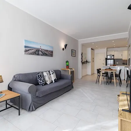 Apartment Massena Street - Quiet 2 Bdr & Balcony *