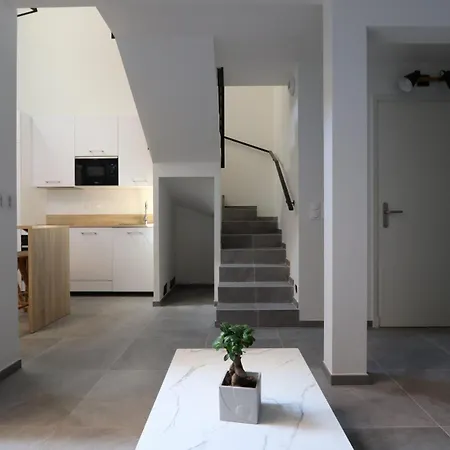 Nuemad Apartment