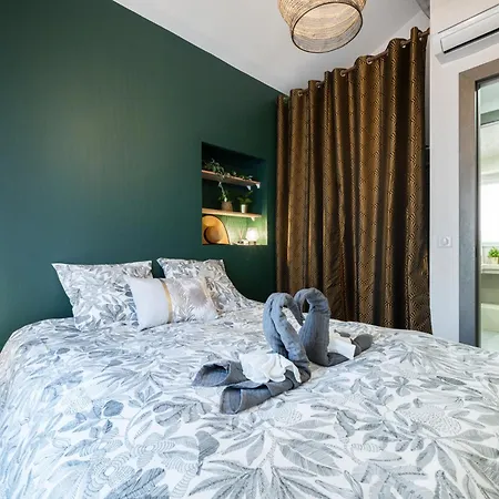 Maison Cozy Au Port De Vieux-nice Apartment *