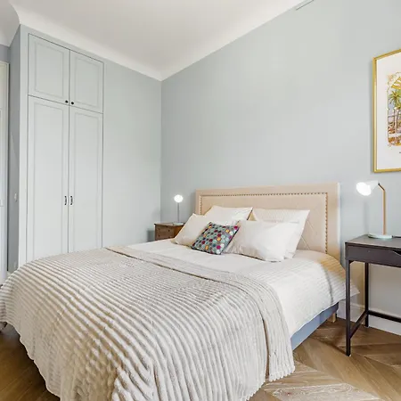 Apartment Renting - - Haussmann Luxury Sea Balcony Free Parking *