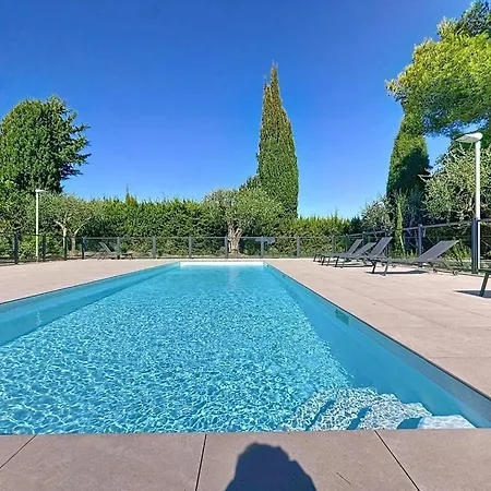 Comfort And Relaxation And Swimming Pool Appartement *