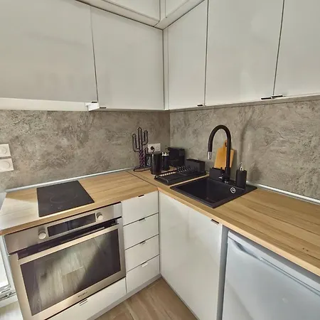 Charming 1-bedroom With Free Parking * Nice