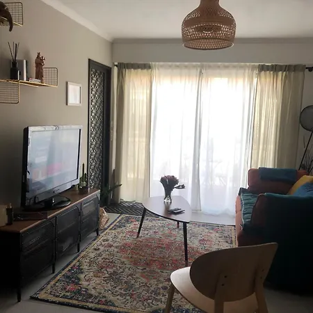 Port Of Terrace Apartment *