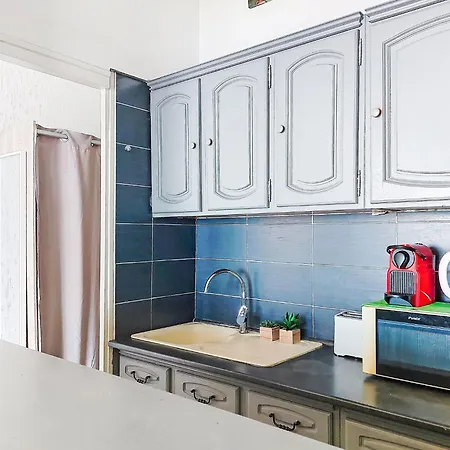 Apartment Le Savoy Promenade Des Anglais-5 By Interhome
