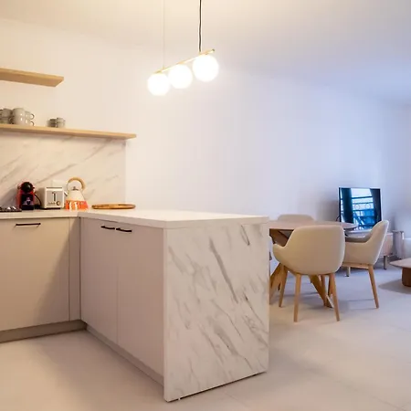 T3 Neuve Centre-ville 6 Couchages Apartment