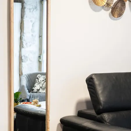 Apartment Maison Cozy Au Port De Vieux-nice Nice