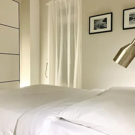 Appartement Stunning Flat With Sea View & Garden On Promenade Da Nice