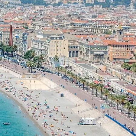 Moderne Avec Piscine Vue A Bellet Nice