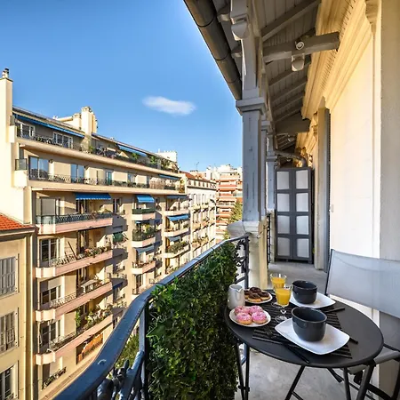 Appartement Belazur - L'art De Vivre Au Cœur De