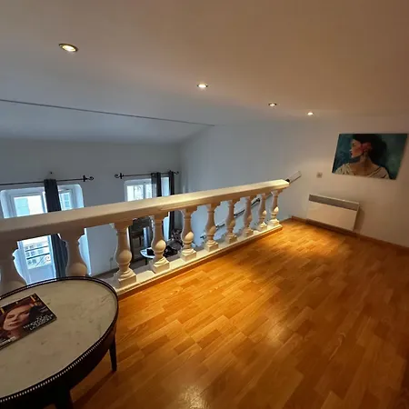 Apartment Vieux Bord De Nice