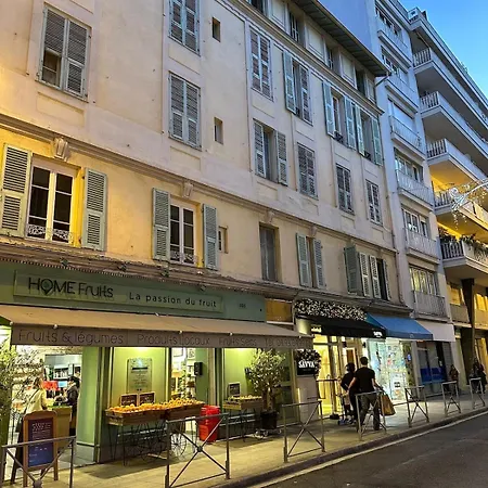 Jazz Riviera Neuf En Centre-ville Et A 2 Pas De La Apartment *