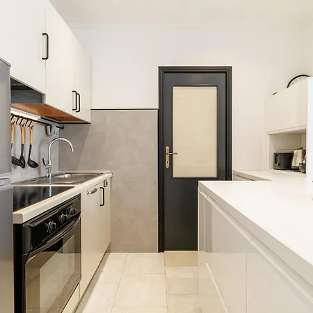 Apartment Massena Street - Quiet 2 Bdr & Balcony Nice