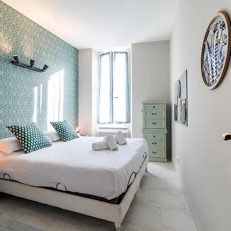 Apartment Massena Street - Quiet 2 Bdr & Balcony Nice