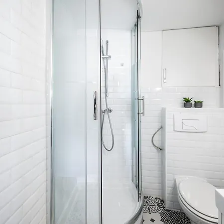 Charming Typical In The Heart Of Vieux Ac Apartment *
